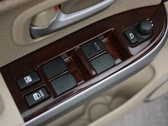 2012款 2.4L AT豪华导航5门版