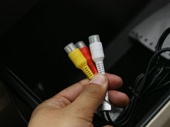 2012款 2.4L AT豪华导航5门版