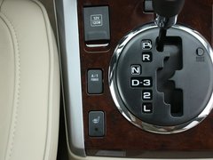 2012款 2.4L AT豪华导航5门版