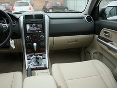 2012款 2.4L AT豪华导航5门版