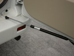 2012款 2.4L AT豪华导航5门版