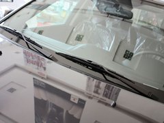 2012款 2.4L AT豪华导航5门版
