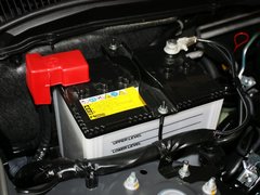 2012款 2.4L AT豪华导航5门版