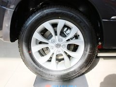 2012款 2.4L AT豪华导航5门版