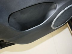 2012款 2.4L AT豪华导航5门版