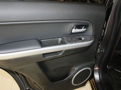 2012款 2.4L AT豪华导航5门版