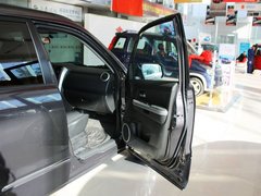 2012款 2.4L AT豪华导航5门版