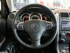 2012款 2.4L AT豪华导航5门版