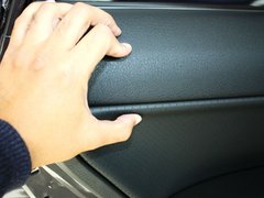2012款 2.4L AT豪华导航5门版