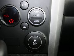2012款 2.4L AT豪华导航5门版