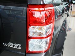 2012款 2.4L AT豪华导航5门版