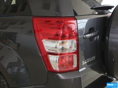 2012款 2.4L AT豪华导航5门版