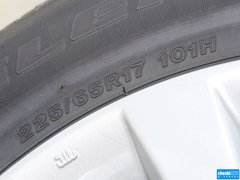 2012款 2.4L AT豪华导航5门版