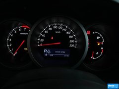 2012款 2.4L AT豪华导航5门版