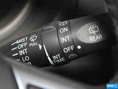 2012款 2.4L AT豪华导航5门版