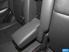 2012款 2.4L AT豪华导航5门版