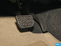 2012款 2.4L AT豪华导航5门版