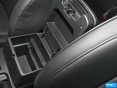 2012款 2.4L AT豪华导航5门版