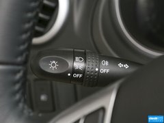 2012款 2.4L AT豪华导航5门版