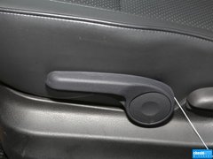 2012款 2.4L AT豪华导航5门版