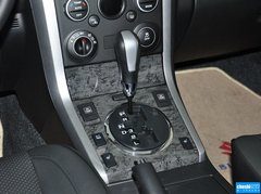 2012款 2.4L AT豪华导航5门版