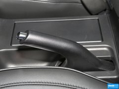 2012款 2.4L AT豪华导航5门版