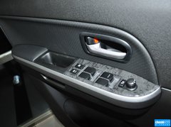 2012款 2.4L AT豪华导航5门版