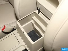 2012款 2.4L AT豪华导航5门版