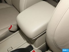 2012款 2.4L AT豪华导航5门版