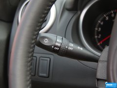 2012款 2.4L AT豪华导航5门版