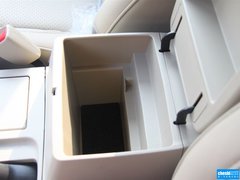 2012款 2.4L AT豪华导航5门版