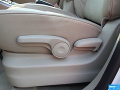 2012款 2.4L AT豪华导航5门版