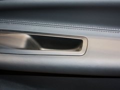 2012款 1.6L 自动 至尊版