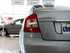 2013款 1.6L 自动 五周年典藏版5座