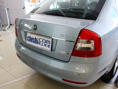 2013款 1.6L 自动 五周年典藏版5座