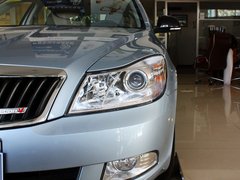 2013款 1.6L 自动 五周年典藏版5座