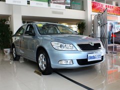 2013款 1.6L 自动 五周年典藏版5座