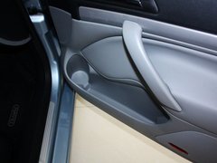 2013款 1.6L 自动 五周年典藏版5座