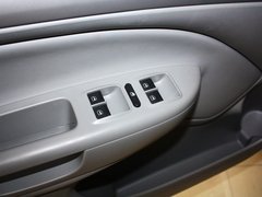 2013款 1.6L 自动 五周年典藏版5座