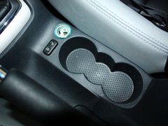 2013款 1.6L 自动 五周年典藏版5座