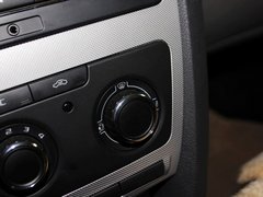 2013款 1.6L 自动 五周年典藏版5座