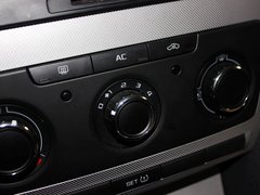 2013款 1.6L 自动 五周年典藏版5座