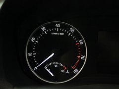 2013款 1.6L 自动 五周年典藏版5座