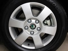 2013款 1.6L 自动 五周年典藏版5座