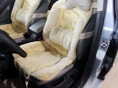 2013款 1.6L 自动 五周年典藏版5座