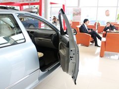 2013款 1.6L 自动 五周年典藏版5座