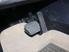 2013款 1.6L 自动 五周年典藏版5座