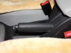 2013款 1.6L 自动 五周年典藏版5座