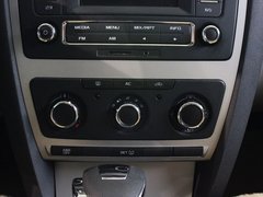 2013款 1.6L 自动 五周年典藏版5座