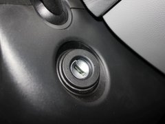 2013款 1.6L 自动 五周年典藏版5座